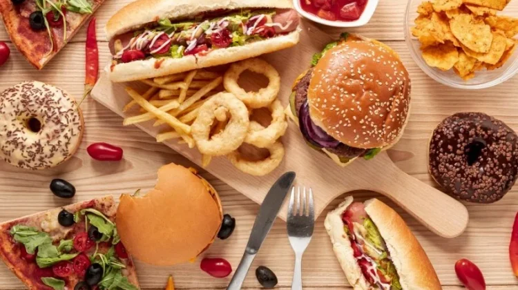 Makanan Penyebab Leukosit Tinggi yang Perlu Diwaspadai
