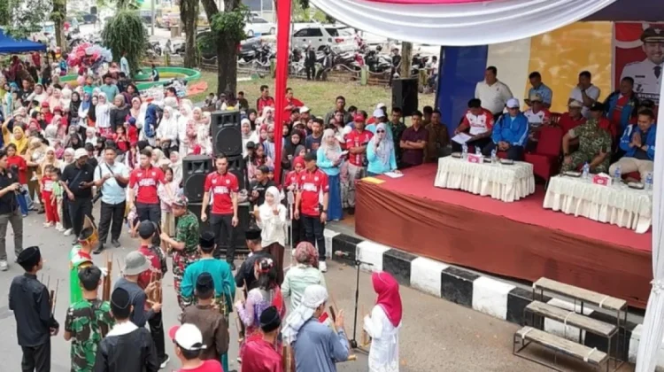 Pawai Akbar HUT ke-81 RI di Merangin, 10 Ribu Pelajar Pamer Atraksi