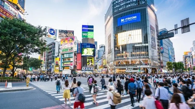 Gen Z tlernyata Suka Bersosialisasi, Tokyo Jadi Kota Pilihan untuk Menikmati Hidup
