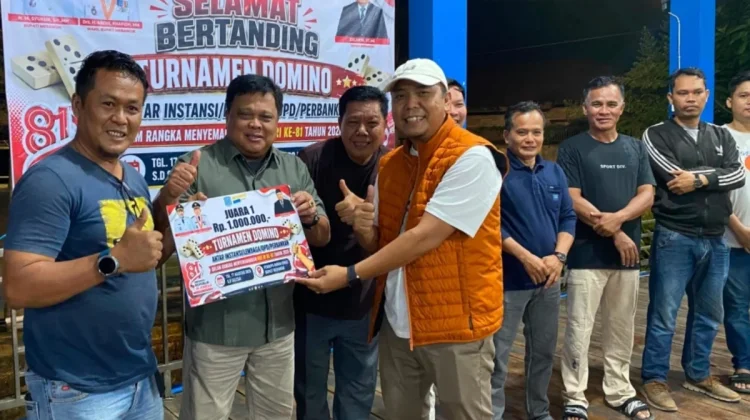 Sekda Zulhifni-Deni Auriza Jadi Raja Domino HUT RI di Merangin