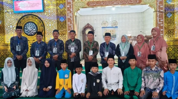 Asyira Ramadhani Bawa MTsN 1 Kerinci Juara 1 KOMPAS Zona 1