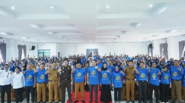 Bupati M. Syukur Dorong Guru Merangin Lebih Kreatif dan Tak Cepat Berpuas Diri