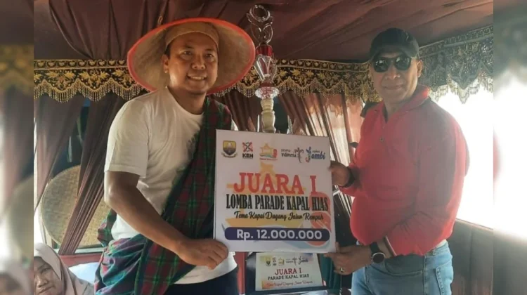 Merangin Juara 1 Parade Kapal Hias, Rumah Tuo Tabir Curi Perhatian
