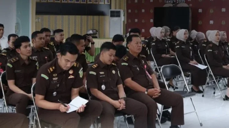 Kejari Sungai Penuh Evaluasi Kinerja Agustus, Pacu Percepatan Tugas September