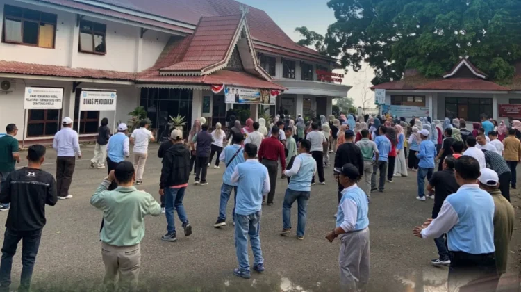 Dinas Pendidikan Sungai Penuh Rutin Gelar Senam Bersama