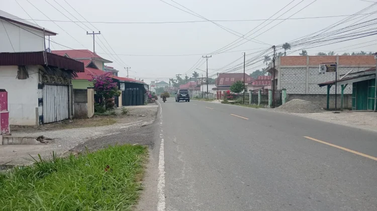Kabut Asap Makin Pekat di Kerinci,Warga Diminta Waspada di Jalan