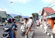 DPD IWOI Sungai Penuh–Kerinci Berbagi Takjil Ramadan
