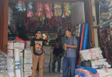Harga Plastik Melonjak di Sungai Penuh, Bebani Pedagang dan Konsumen