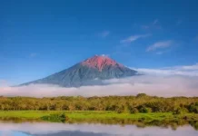 5 Fakta Menarik Gunung Kerinci, Gunung Tertinggi di Sumatra