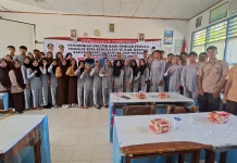 Bawaslu Kerinci Edukasi Pemilih Pemula di SMAN 4 Kerinci
