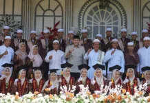 Dorong Pendidikan Santri, Bupati Merangin Siapkan Beasiswa