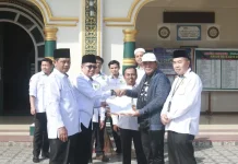 Kemenag Sungai Penuh Ikut Berpartisipasi dalam Kegiatan Bersih Masjid