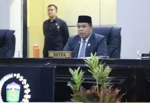 Rapat Paripurna, Mengikuti dan Mendengar Sidang Tahunan MPR RI
