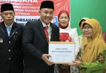 Anjangsana HUT ke-81 RI, Wako Alfin Ajak Masyarakat Perkuat Kepedulian Sosial