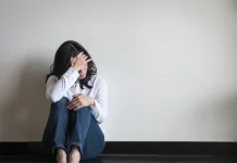 Mengenal Gejala Agoraphobia dan Penanganan yang Tepat