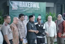 GAPEMBI Jambi Salurkan Pompa Air Bantu Petani