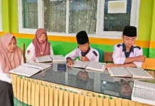 Tadarus Pagi Jadi Tradisi, MTsN 1 Kerinci Tanamkan Karakter Religius pada Siswa