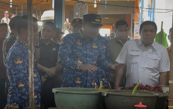 Sidak Jelang Ramadhan, Walikota Pantau Harga Cabai Bawang