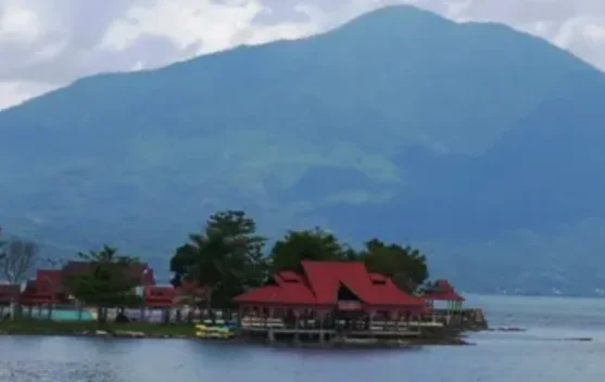 Warga Keluhkan Harga ‘Selangit’ di Salah Satu Rumah Makan Pinggir Danau Kerinci