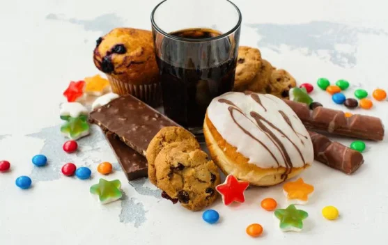 Hati-hati, 4 jenis makanan yang bisa meningkatkan stres