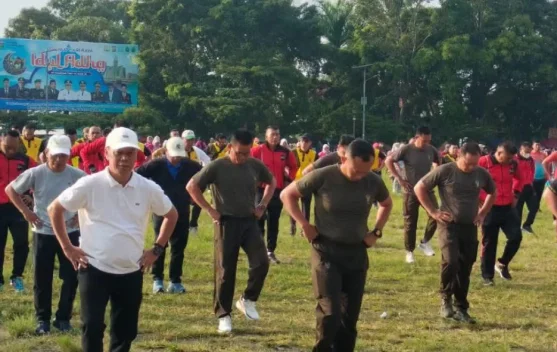Sekda Alpian Hadiri Car Free Day dan Olahraga
