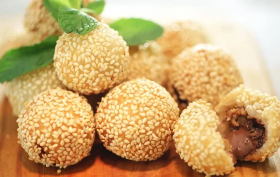 Onde-Onde, Jajanan Tradisional dengan Isian Kacang Hijau