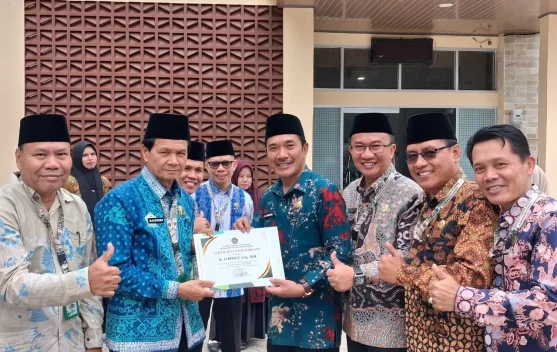 Kemenag Kerinci Beri Apresiasi Pegawai Teladan