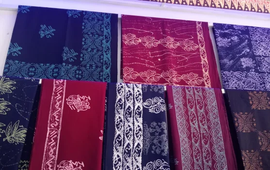 jelang HUT RI, Pesanan Batik Merah Putih di Sungai Penuh Ikut Meningkat