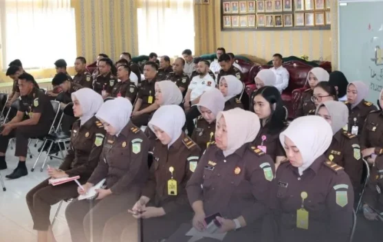 Kejari Sungai Penuh Perintahkan Jajaran Percepat Tuntaskan Temuan dan Tunggakan