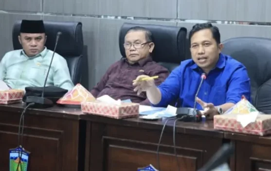 Komisi II DPRD Kota Sungai Penuh Bahas Pengawasan Distribusi LPG 3 Kg