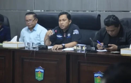 Komisi II DPRD Kota Sungai Penuh Gelar Hearing Bahas Dugaan BBM Bermasalah