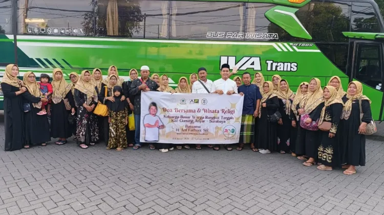 Ziarah Wali, Ikhtiar Suara Golkar Naik 20 Persen