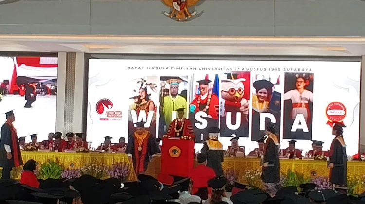 Untag Surabaya Wisuda 1.470 Mahasiswa, Dorong Lulusan jadi Wirausaha