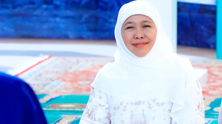 Sikapi Perbedaan 1 Ramadan, Khofifah: Sama Sama Seduluran