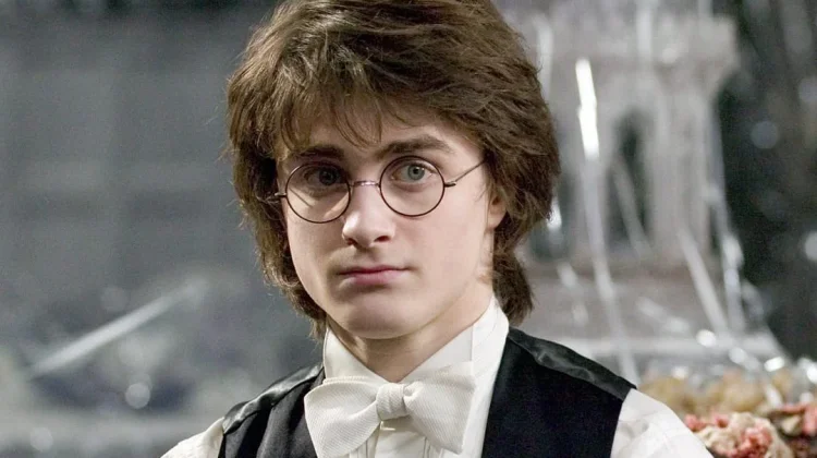 Daniel Radcliffe Minta Pers Ungkit Pemeran Lama Harry Potter
