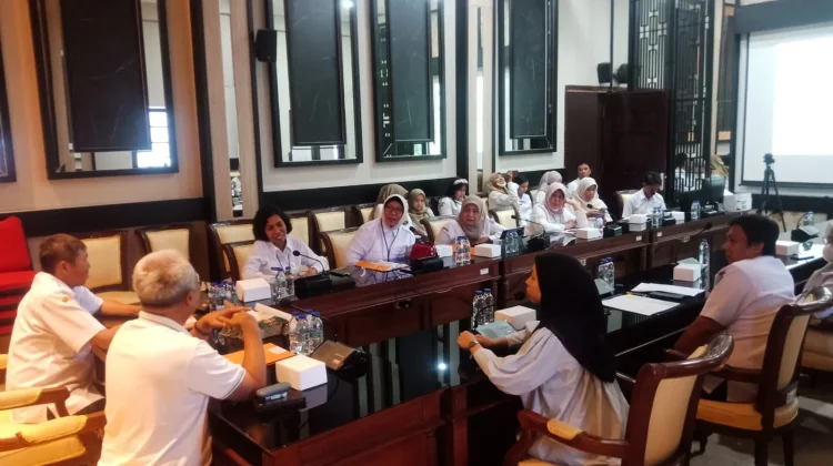 Pemkot Surabaya Perkuat Standar Higiene Program Makanan Bergizi Gratis