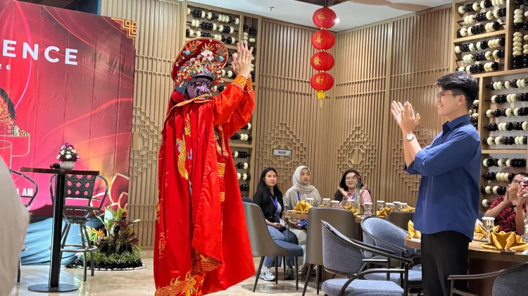 Fakta Bian Lian Seni Ganti Wajah Khas Tiongkok