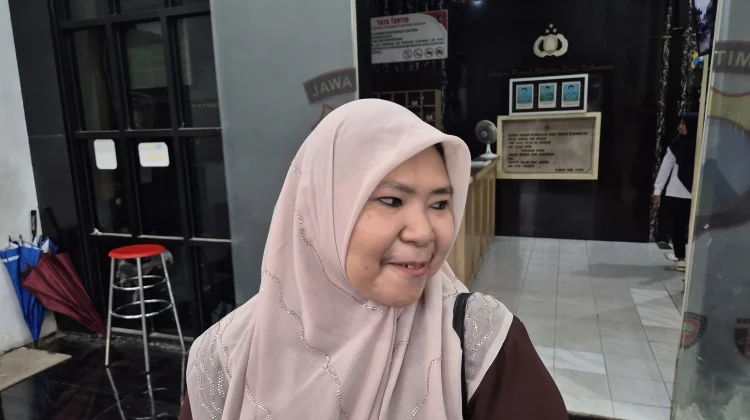 Mantan Anggota DPRD Surabaya Camelia Habiba di Periksa Polrestabes Surabaya