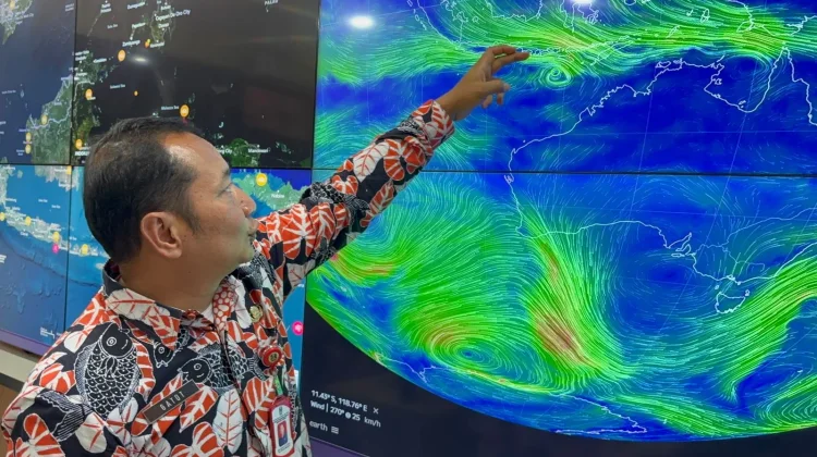 Waspada! Jatim Diprediksi Masih Turun Hujan hingga Maret