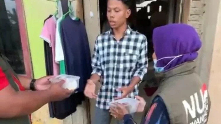 LAZISNU Jatim Bantu Buka Sahur Penyintas Bencana Aceh