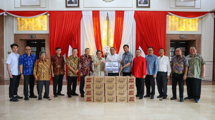 Surabaya Terima 2.000 Paket Sembako Ramadan