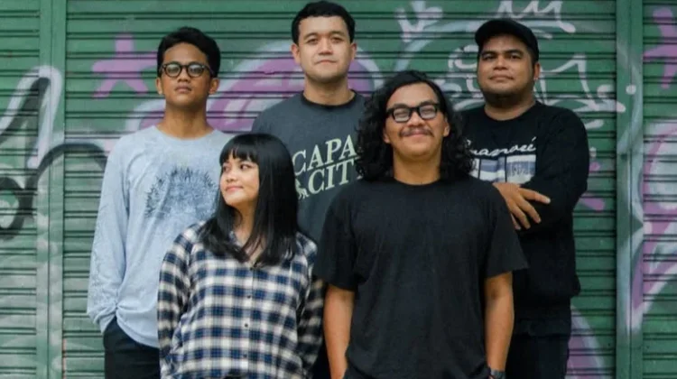 Much Comback Dengan Single Terbarunya Bertajuk Pendar