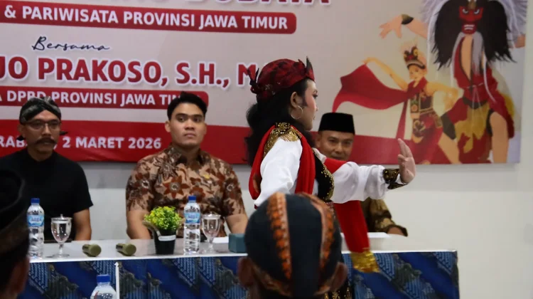 Berkah Ramadan, Pelaku Budaya Surabaya Terima Apresiasi
