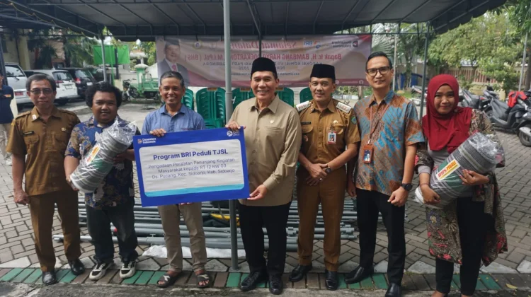 Anggota DPR RI Fasilitasi Penyaluran CSR BRI untuk Warga Pucang