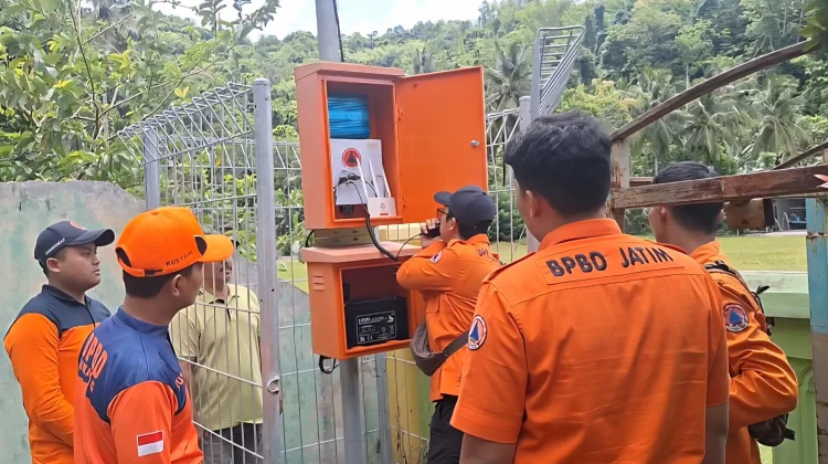 BPBD Jatim Chek Kondisi EWS Se-Jatim, Siap Siaga Hadapi Cuaca Ekstrem