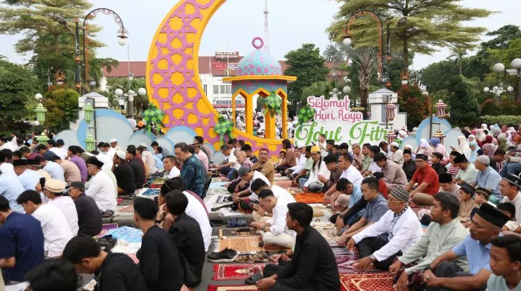 Idulfitri-Nyepi 2026 Berdekatan, Walikota Surabaya Ingatkan Warga Jaga Toleransi
