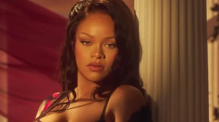 Rumah Rihanna jadi Sasaran Penembakan