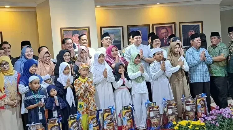 DPRD Surabaya Perkuat Kepedulian Melalui Bukber Anak Yatim