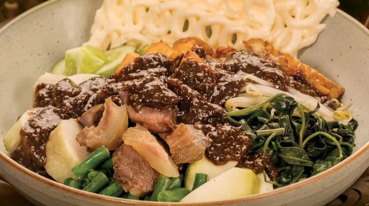 Jejak Sejarah Rujak Cingur, Kuliner Khas Kota Surabaya