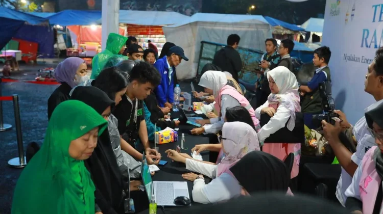 Berbagi Berkah, PLN UID Jatim Gelar Terang Berkah Ramadan
